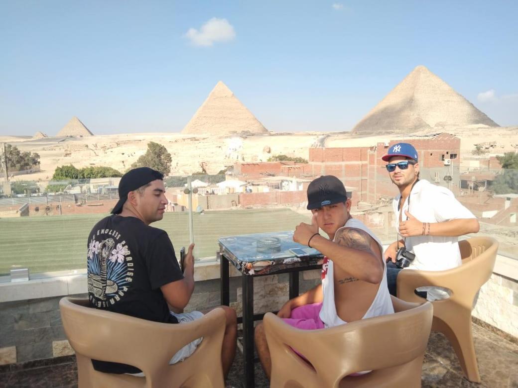 Pyramids Magic View Inn El El Cairo Exterior foto